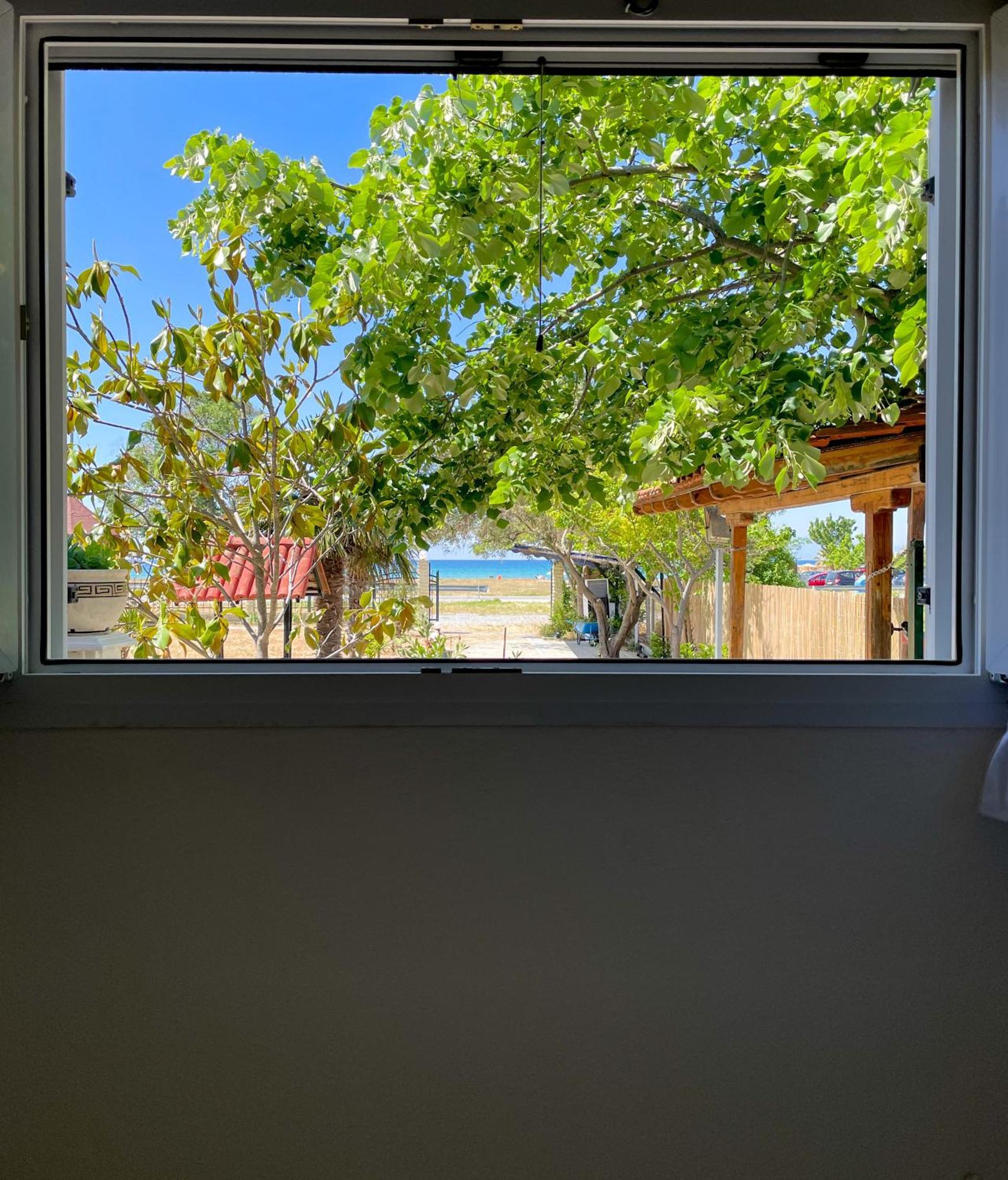 Casa Lia-Beach Front Villa Nea Kallikrateia Exterior foto